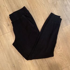 Alo yoga sweatpants